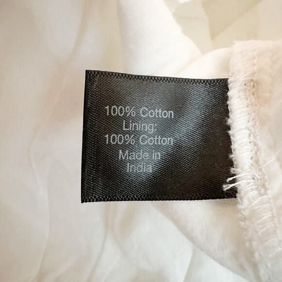 Lane Bryant White Eyelet Embroidered Short Sleeve Blouse Top NWT Size 14/16 - Picture 12 of 12